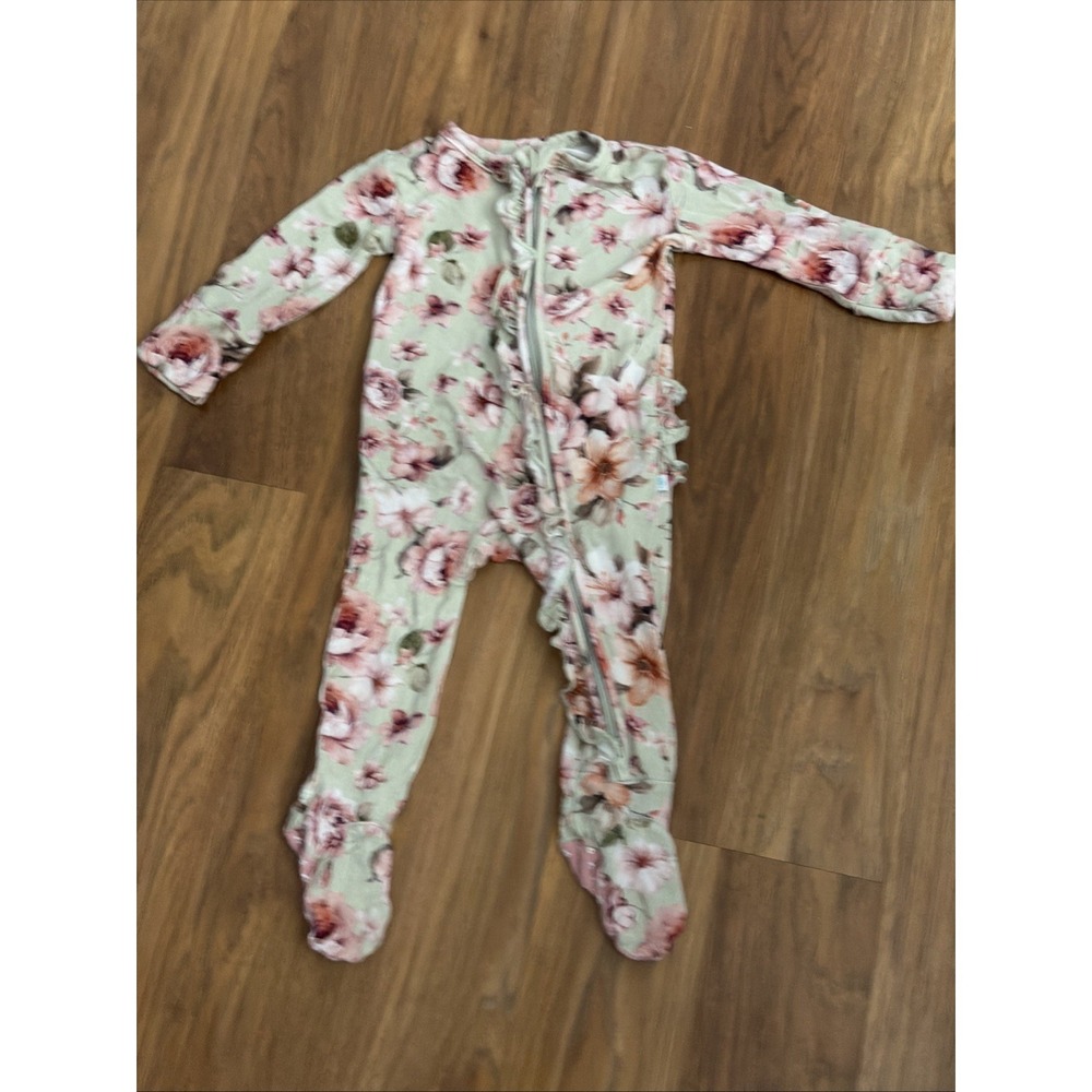 Posh Peanut Baby Girls 0-3 Months Lily Flower Ruffle Footed Sleeper Pajamas Bamb